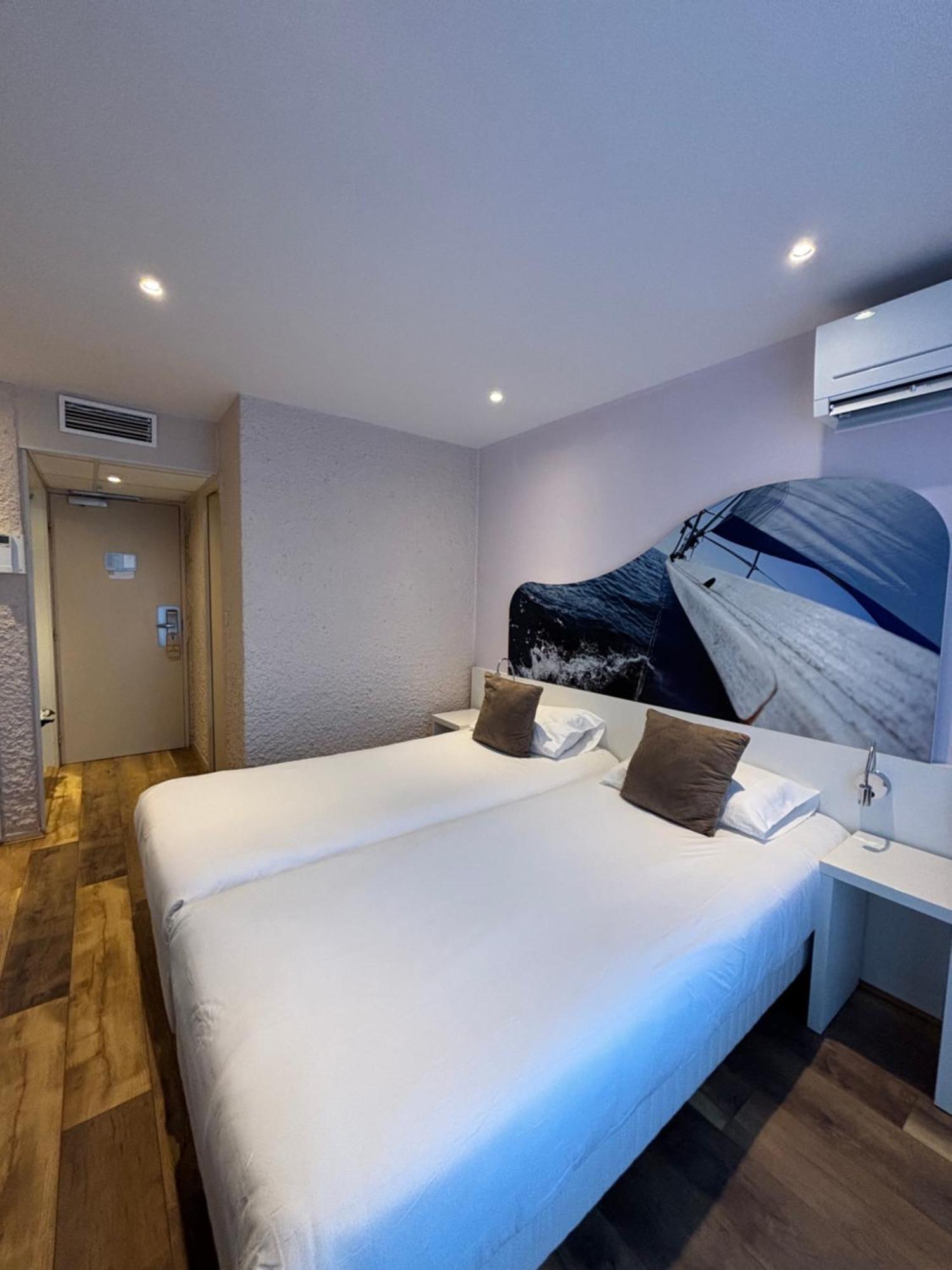 Hotel Europe ลา กร็องเดอ-ม็อต ภายนอก รูปภาพ