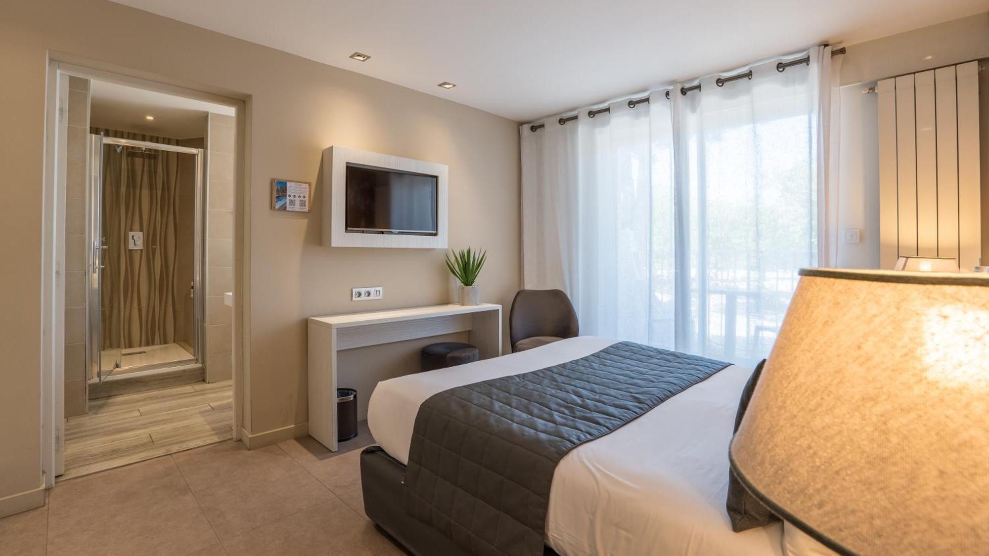 Hotel Europe ลา กร็องเดอ-ม็อต ภายนอก รูปภาพ